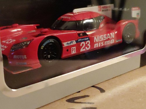 Premium nissan r lm - premium, x
